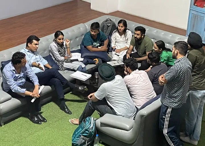 Chetan Sir mentoring a student one-on-one